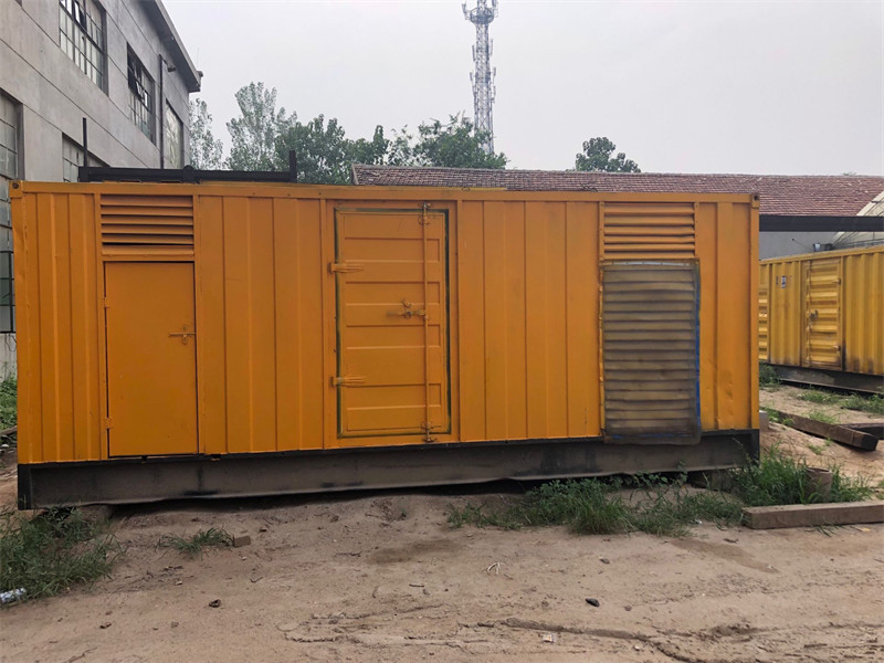 巴宜柴油发电机如何判断新机油是否已经完全充满机油滤清器？