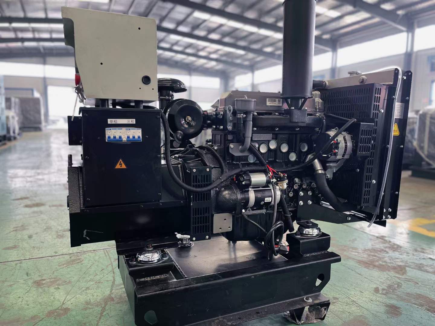 巴宜如何降低电感性负载对发电机的影响？