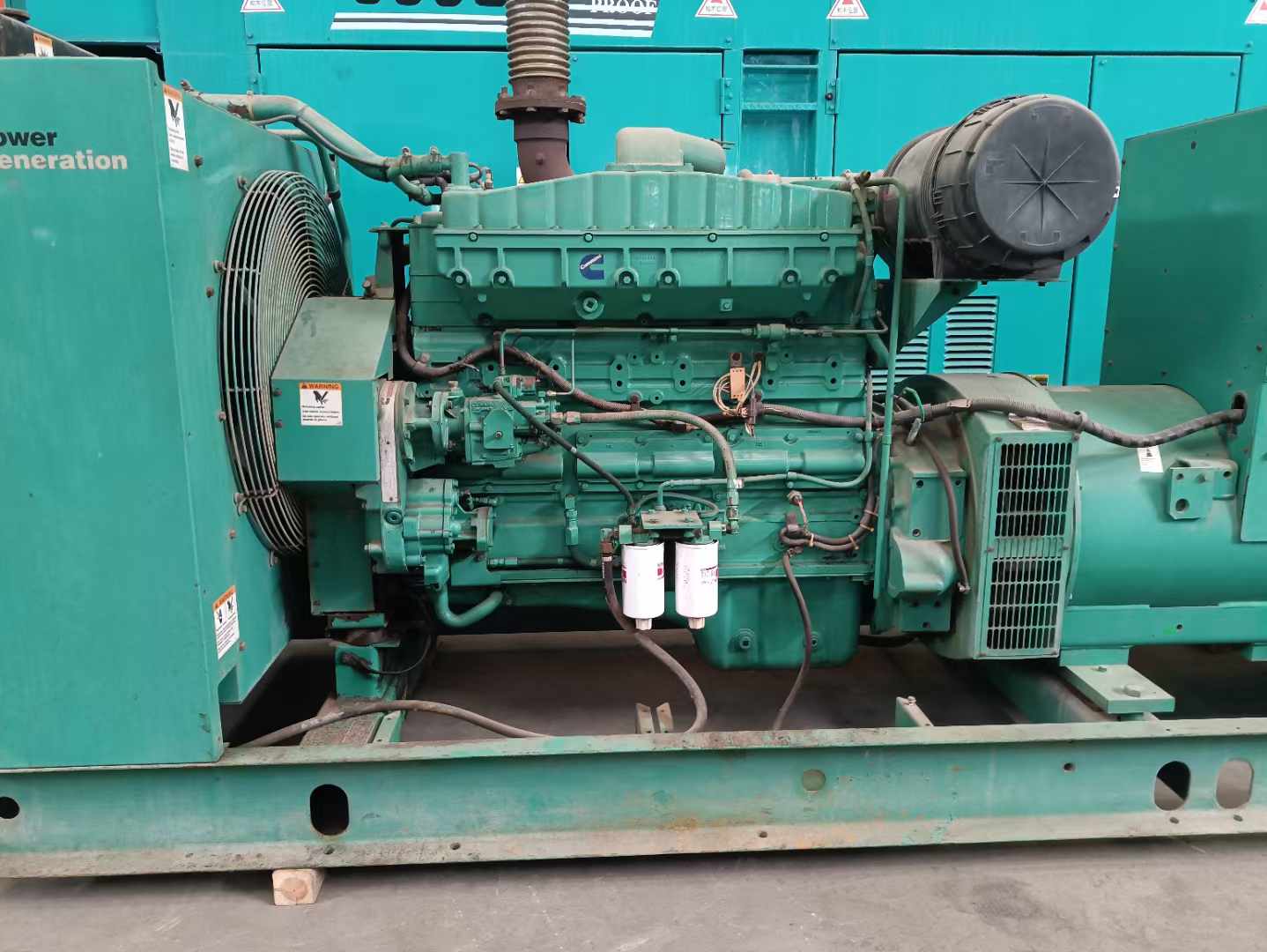 巴宜过载会对 600kW 柴油发电机组造成哪些损害？