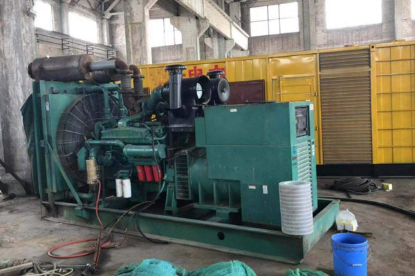 巴宜发电机组的空气滤清器应该如何保养？