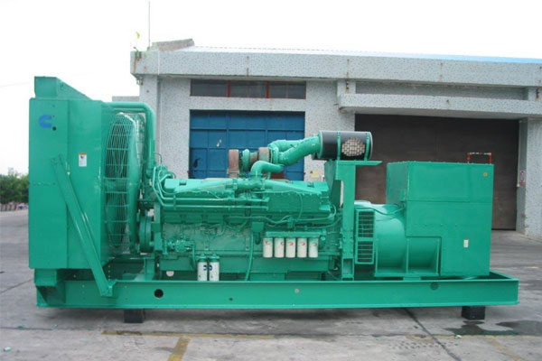 巴宜工厂发电机应急发电时如何更准确地检查发电机状态？