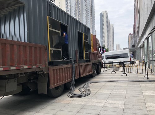 巴宜冷却液不足的情况下如何检查柴油发电机组？