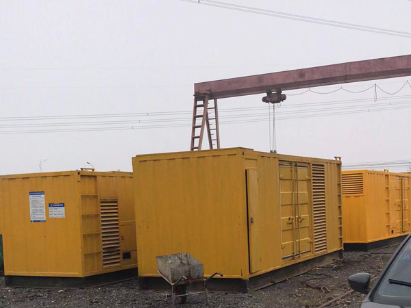 巴宜100kw柴油发电机组每小时油耗？